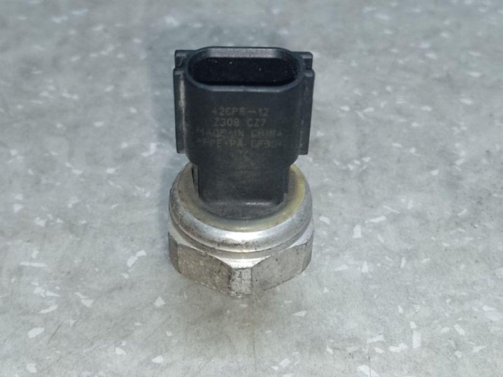 977213K000 | Датчик давления кондиционера KIA SOUL PS 13-19 - Фото 2