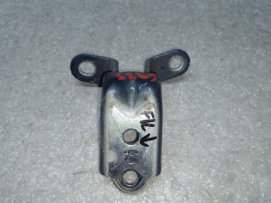 793102K000 | Петля двери нижняя передн. лев. KIA SOUL PS 13-19