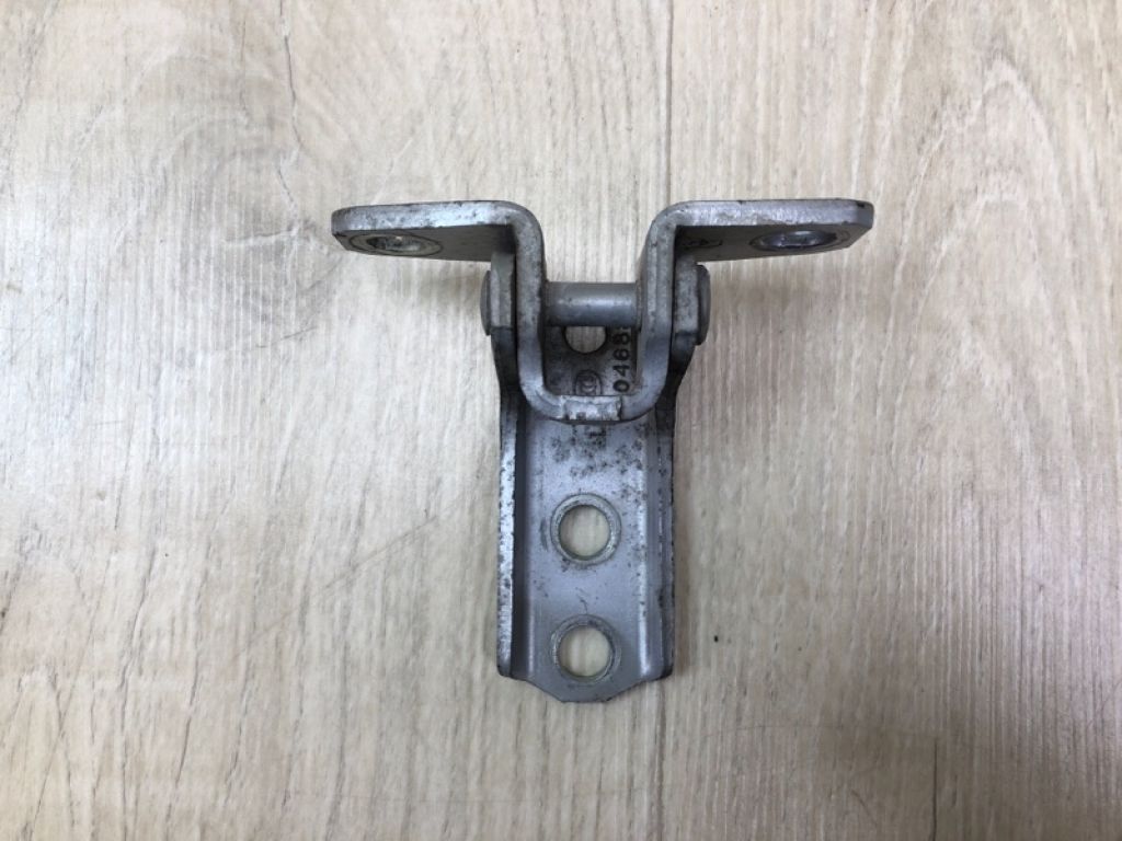 5702A064 | Петля двери верхняя передн. лев. MITSUBISHI OUTLANDER GF 12- - Фото 2