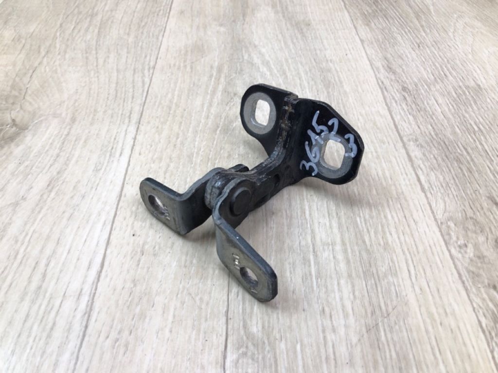 13590931 | Петля двері верхня задн. лів. CHEVROLET CRUZE 15-