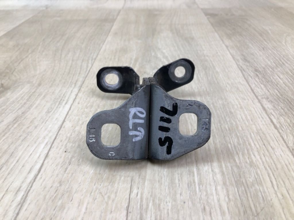 13590931 | Петля двері верхня задн. лів. CHEVROLET CRUZE 15- - Фото 4