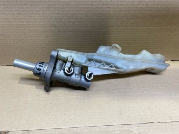 Головний гальмівний циліндр MAZDA CX-5 (KE) 11-17