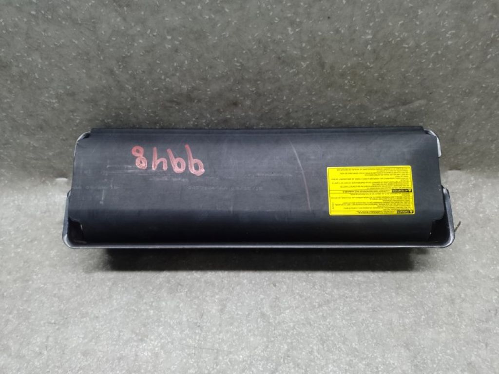 68148431AC | Подушка безопасности в колени передн. лев. CHRYSLER 200 14-16