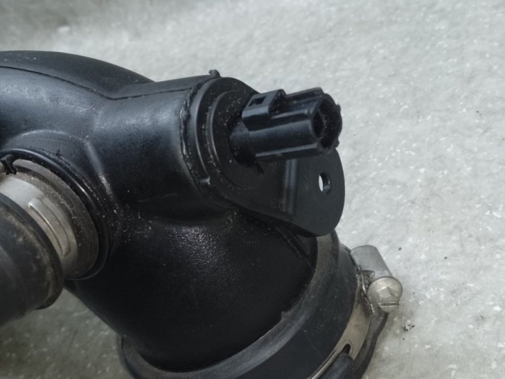 68211 695AB | Патрубок воздушного фильтра CHRYSLER 200 14-16 - Фото 4