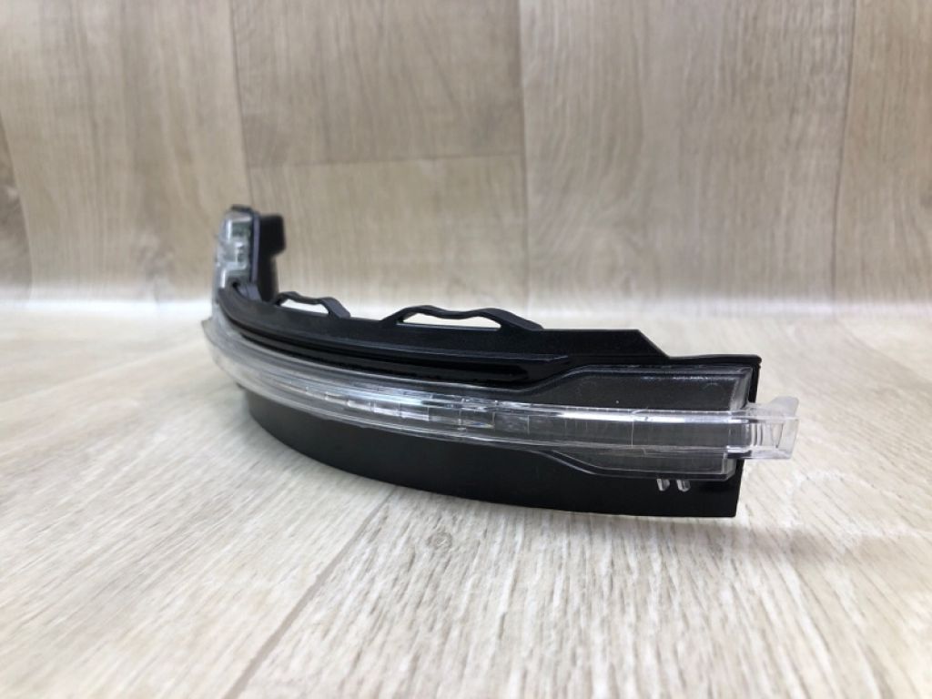 8V0949101 | Повторитель поворота в зеркало передн. лев. AUDI A3 03-13 - Фото 2