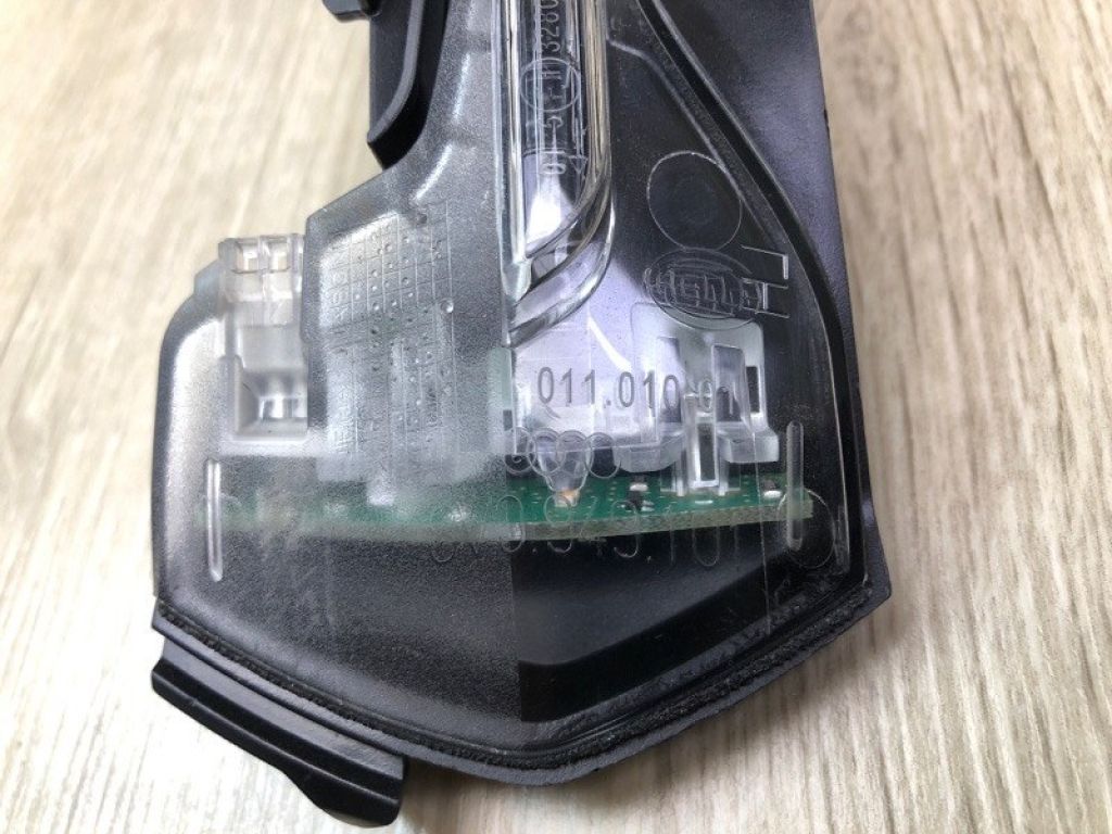 8V0949101 | Повторитель поворота в зеркало передн. лев. AUDI A3 03-13 - Фото 7