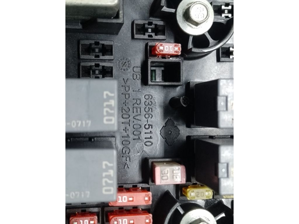 68263 031AA | Блок предохранителей моторный отсек CHRYSLER 200 14-16 - Фото 3