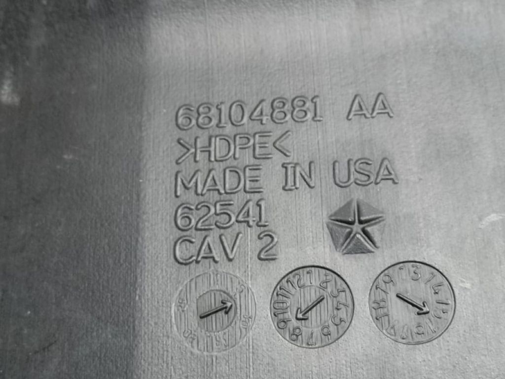 68248 759AA | Бачок омывателя CHRYSLER 200 14-16 - Фото 4