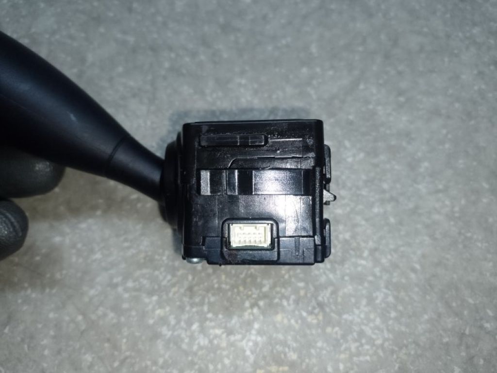 68145 642AG | Подрулевой переключатель лев. CHRYSLER 200 14-16 - Фото 3