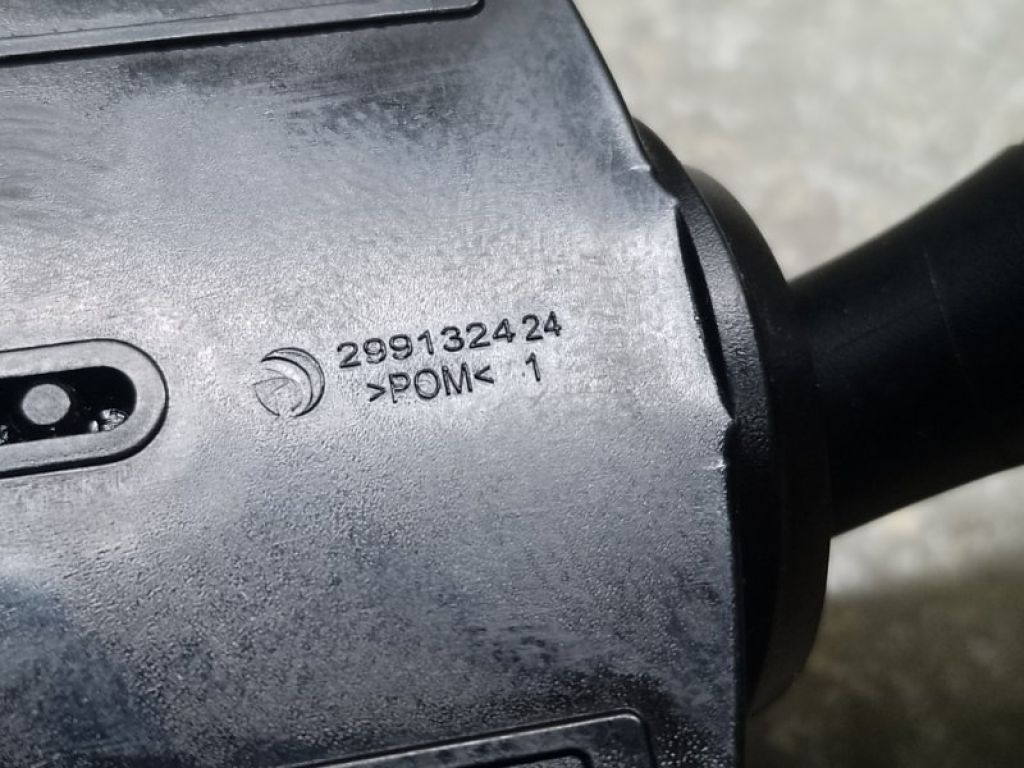 68145 642AG | Подрулевой переключатель лев. CHRYSLER 200 14-16 - Фото 5