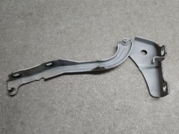 Петля капота прав. CHRYSLER 200 14-16