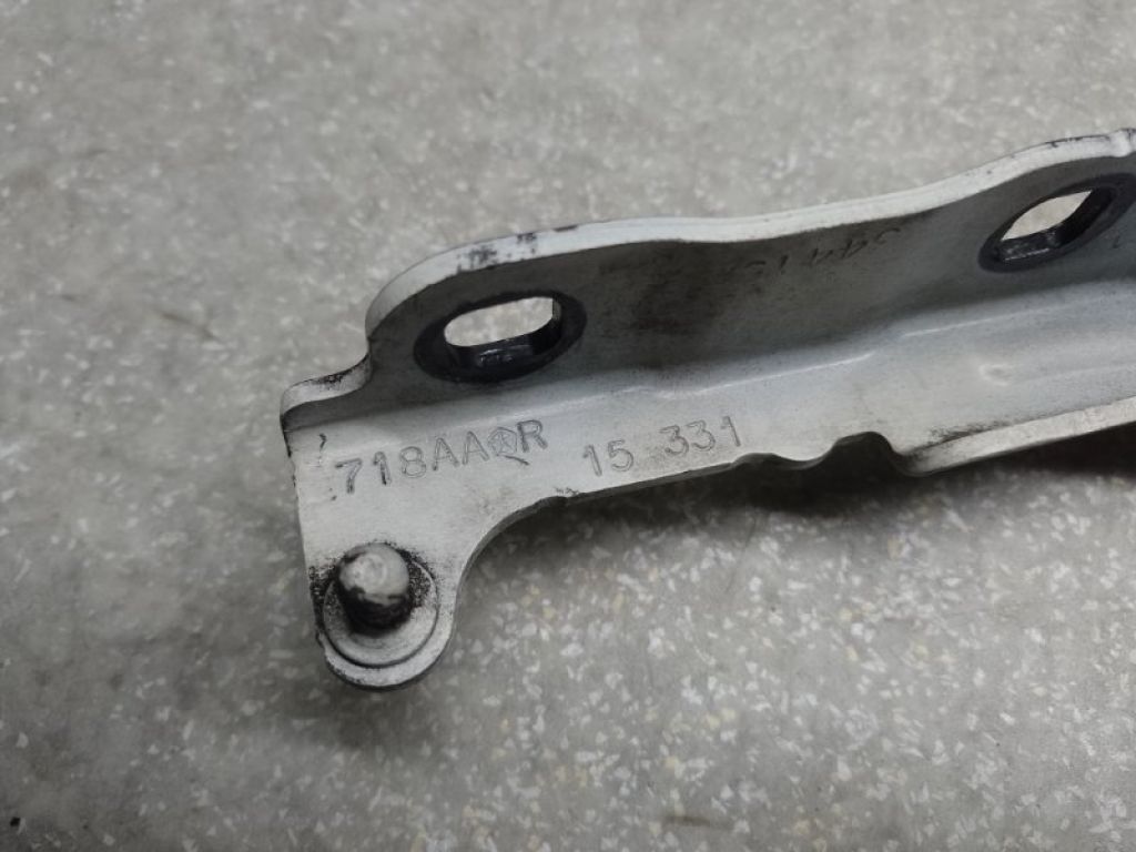 68143 718AA | Петля капота прав. CHRYSLER 200 14-16 - Фото 3