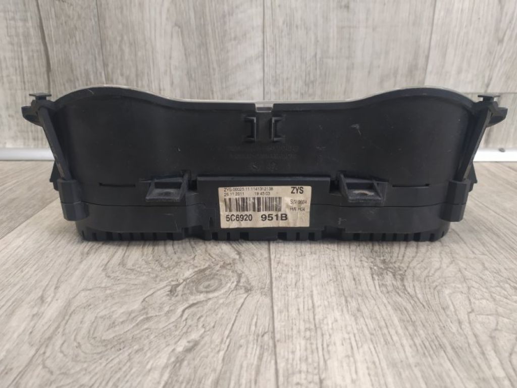 5C6 920 951 B | Панель приладів VOLKSWAGEN JETTA USA 10-17 - Фото 4