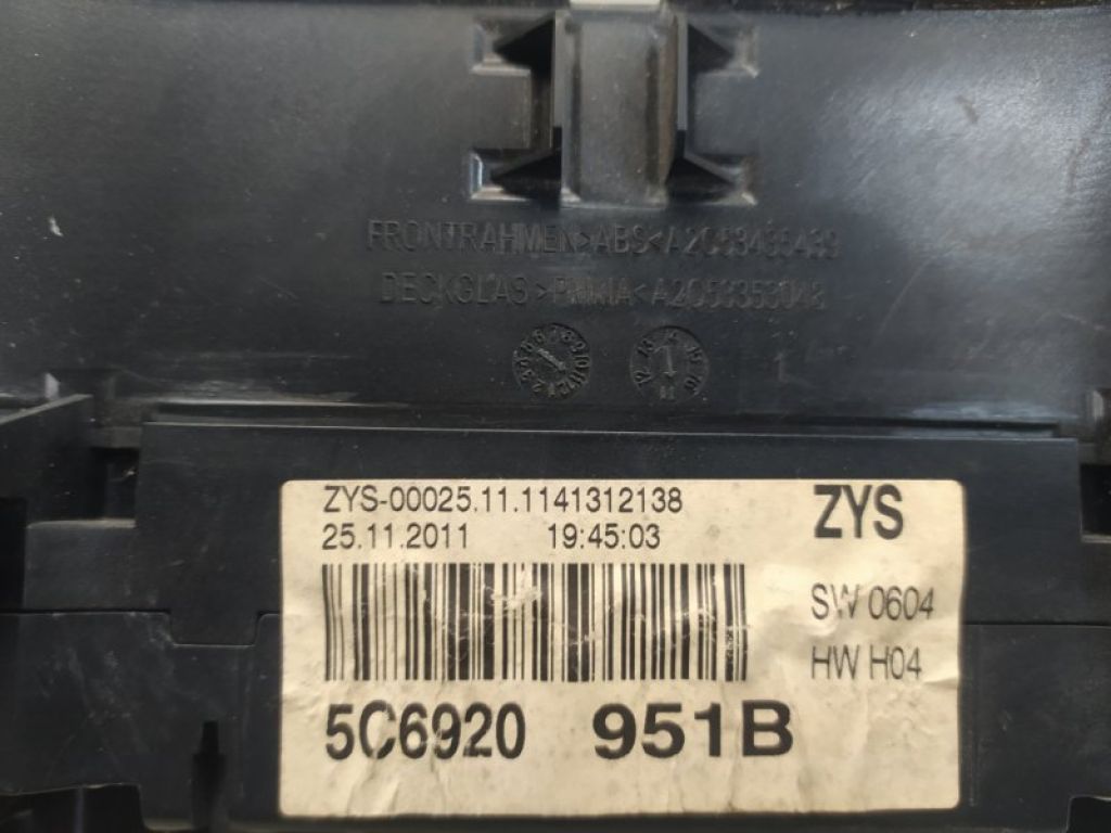 5C6 920 951 B | Панель приладів VOLKSWAGEN JETTA USA 10-17 - Фото 6