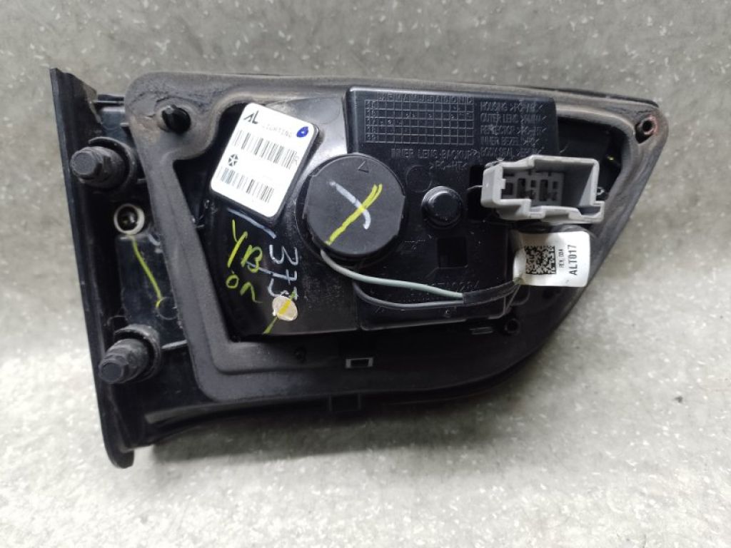 55112 836AB | Фонарь внутренний прав. JEEP COMPASS 17-21 - Фото 2