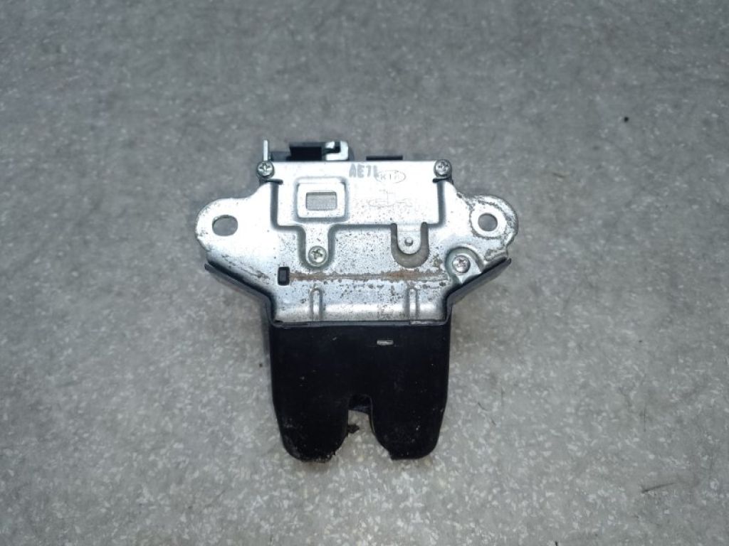 81230-1M050 | Замок кришки багажника KIA FORTE/CERATO TD 08-13 - Фото 2