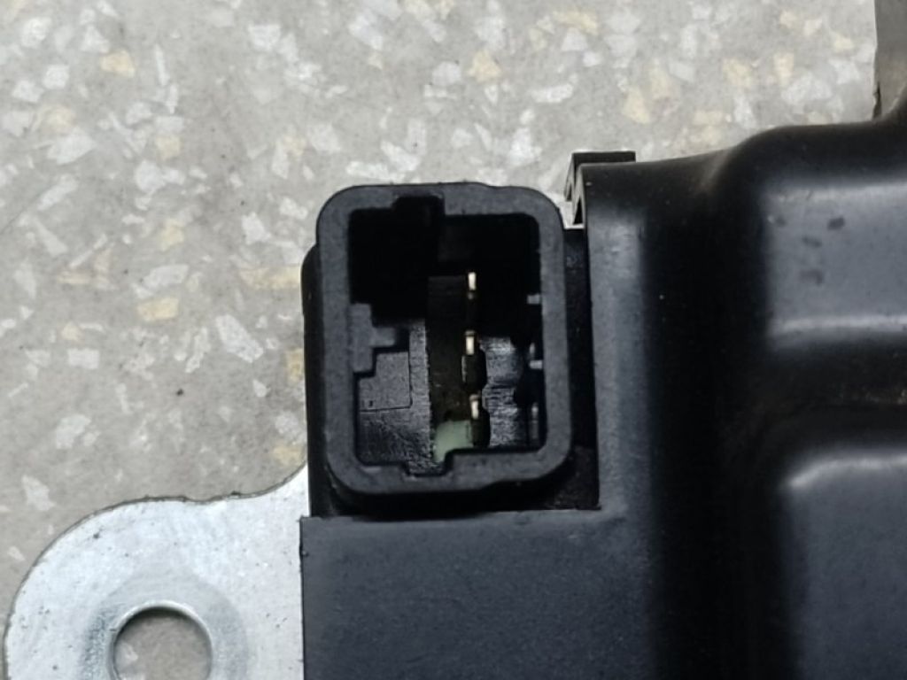 81230-1M050 | Замок кришки багажника KIA FORTE/CERATO TD 08-13 - Фото 3