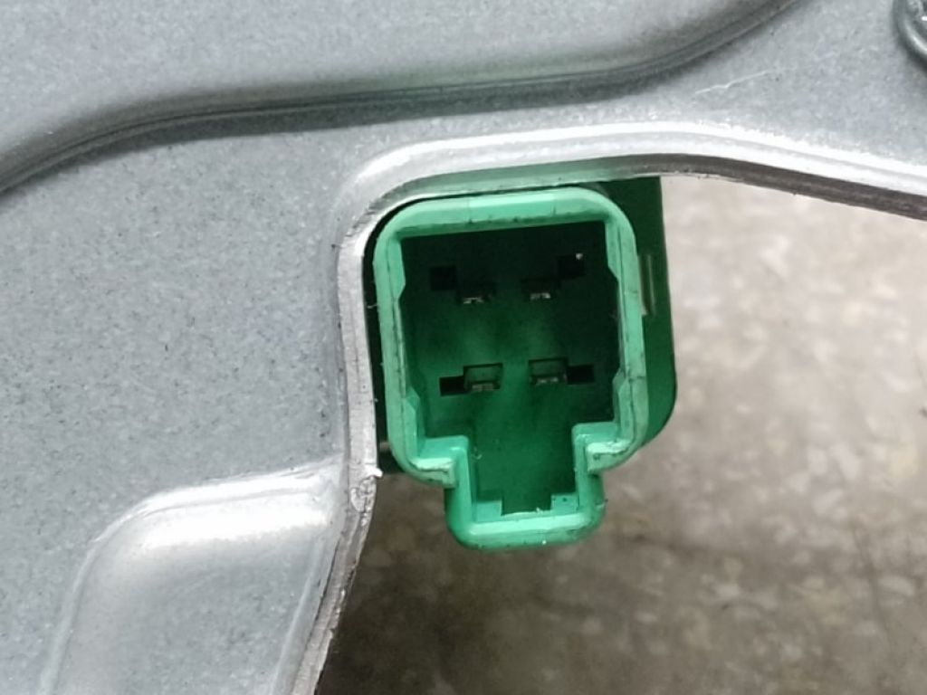 8253A011 | Моторчик склоочисника задн. MITSUBISHI OUTLANDER XL 05-13 - Фото 3