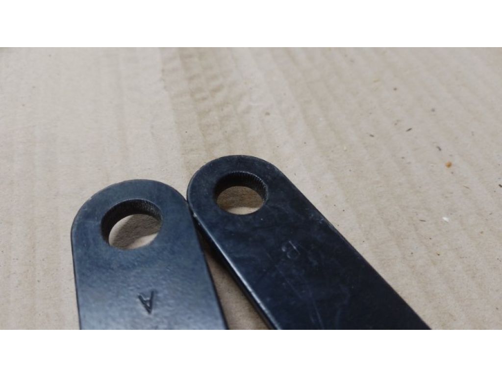 85211-0E010 | Повідець склоочисника передній прав. LEXUS RX300/330/350/400 03-09 - Фото 3