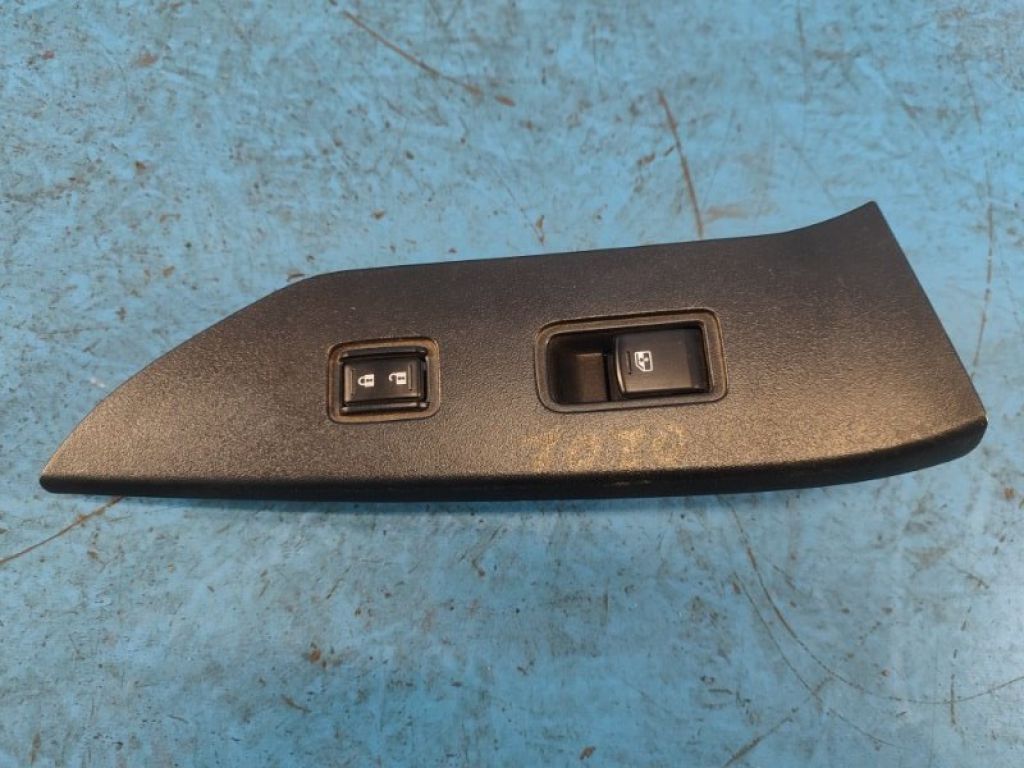 83071SG100 | Кнопка стеклоподъемника передн. прав. SUBARU FORESTER 12-19