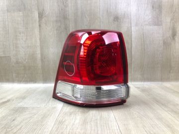 Ліхтар зовнішній лів. TOYOTA LAND CRUISER 200 08-21