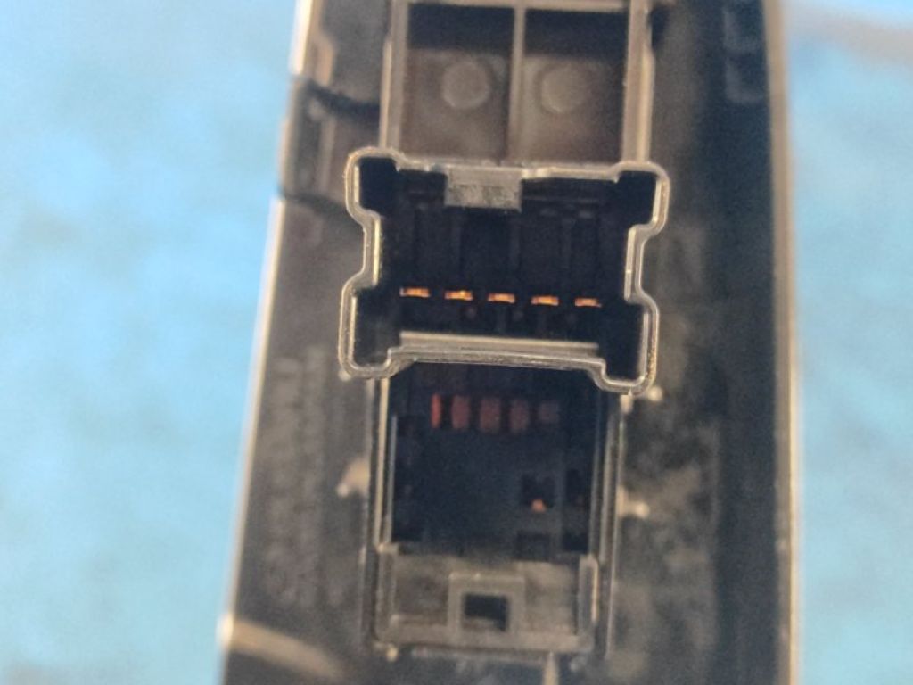 83071FJ180 | Кнопка стеклоподъемника задн. прав. SUBARU CROSSTREK 12-17 - Фото 4