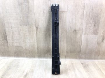 Кріплення радіатора лів. TOYOTA LAND CRUISER 200 08-21