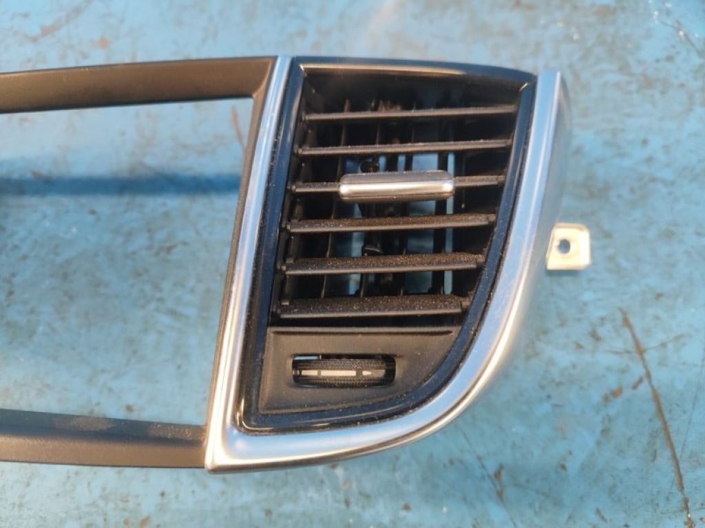 68270-5NA0A | Дефлектор воздушный передн. INFINITI QX50 18- - Фото 3