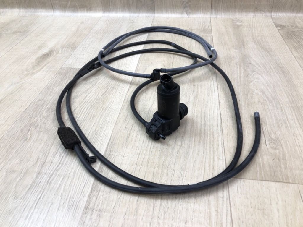 85330-47100 | Насос омивача скла LEXUS RX350/450 15-22