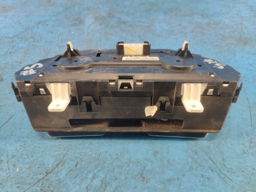 24810-3AN0A | Панель приладів NISSAN VERSA B17 11-19 - Фото 2