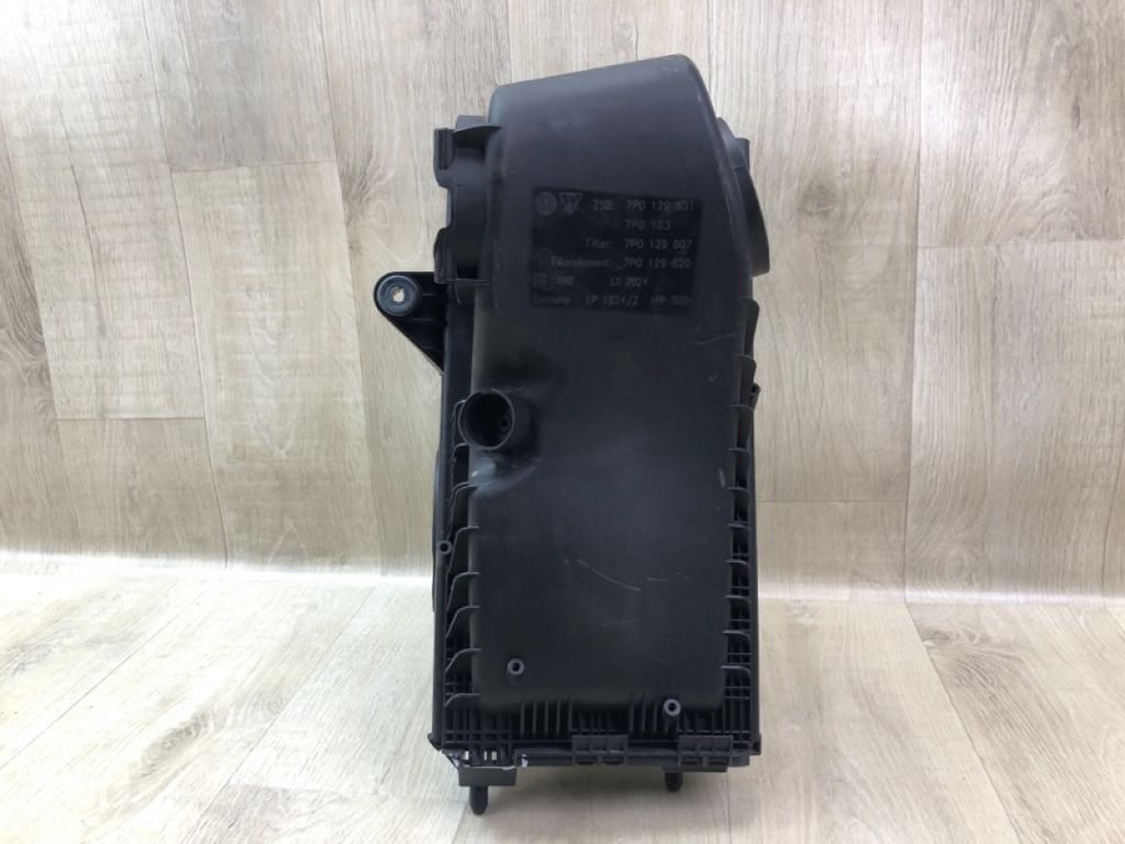 95811002200 | Корпус воздушного фильтра прав. PORSCHE CAYENNE 10-18 - Фото 2