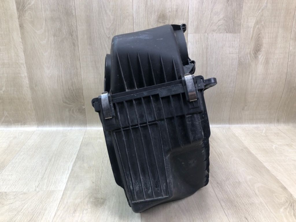 95811002200 | Корпус воздушного фильтра прав. PORSCHE CAYENNE 10-18 - Фото 3