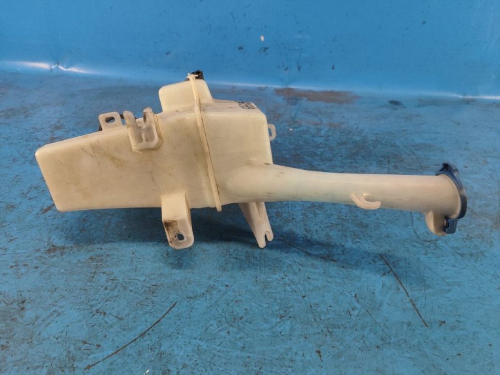 98610-2V000 | Бачок омивача HYUNDAI VELOSTER 11-18 - Фото 2