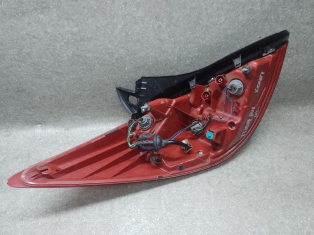 26550-1JY0A | Ліхтар зовнішній прав. NISSAN TIIDA/VERSA C11 04-11 - Фото 3