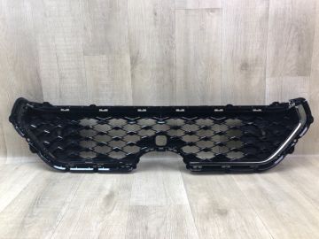 Решітка радіатора TOYOTA RAV4 18-