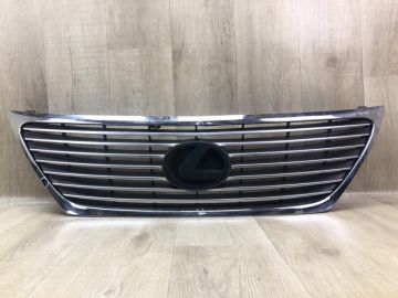 Решітка радіатора LEXUS LS460 06-12