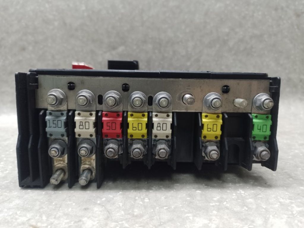 3C0937125 | Блок предохранителей моторный отсек VOLKSWAGEN PASSAT CC 08-12 - Фото 3