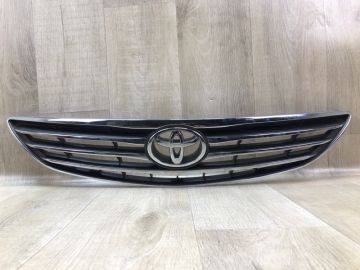 Решітка радіатора TOYOTA CAMRY 30 02-06