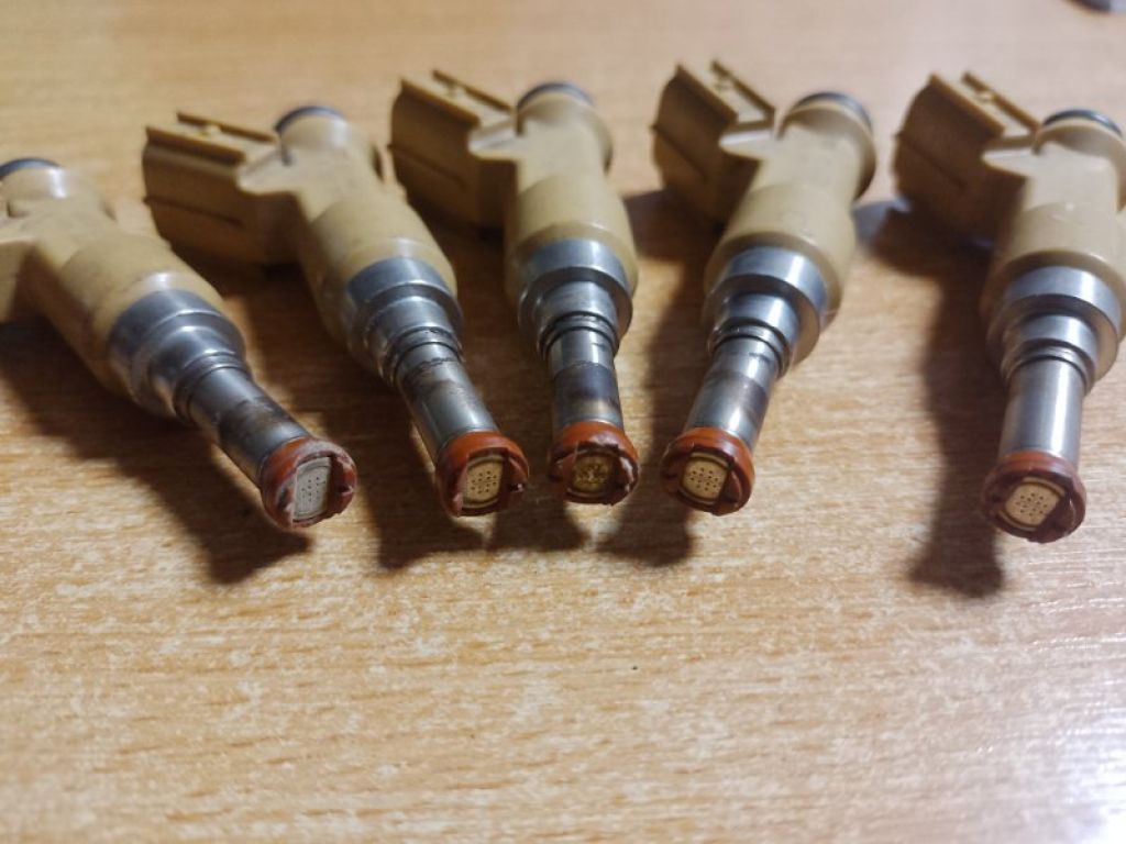 23209-39215 | Форсунка паливна TOYOTA TUNDRA 13- - Фото 3