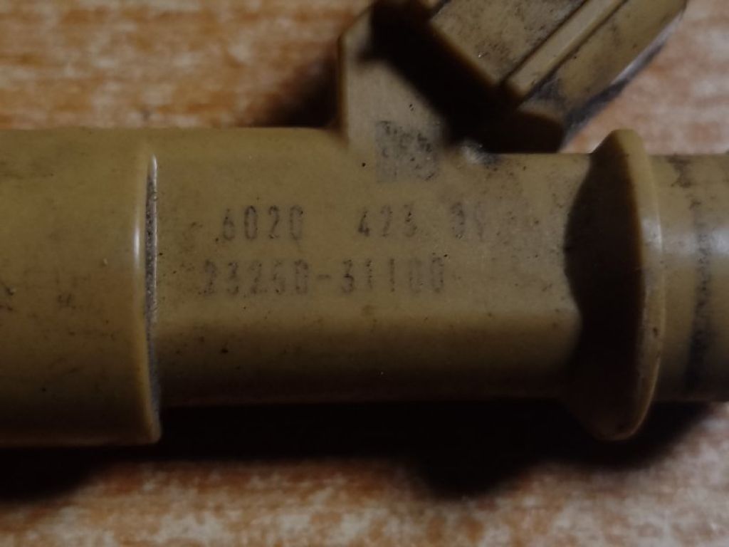 23209-39215 | Форсунка паливна TOYOTA TUNDRA 13- - Фото 4