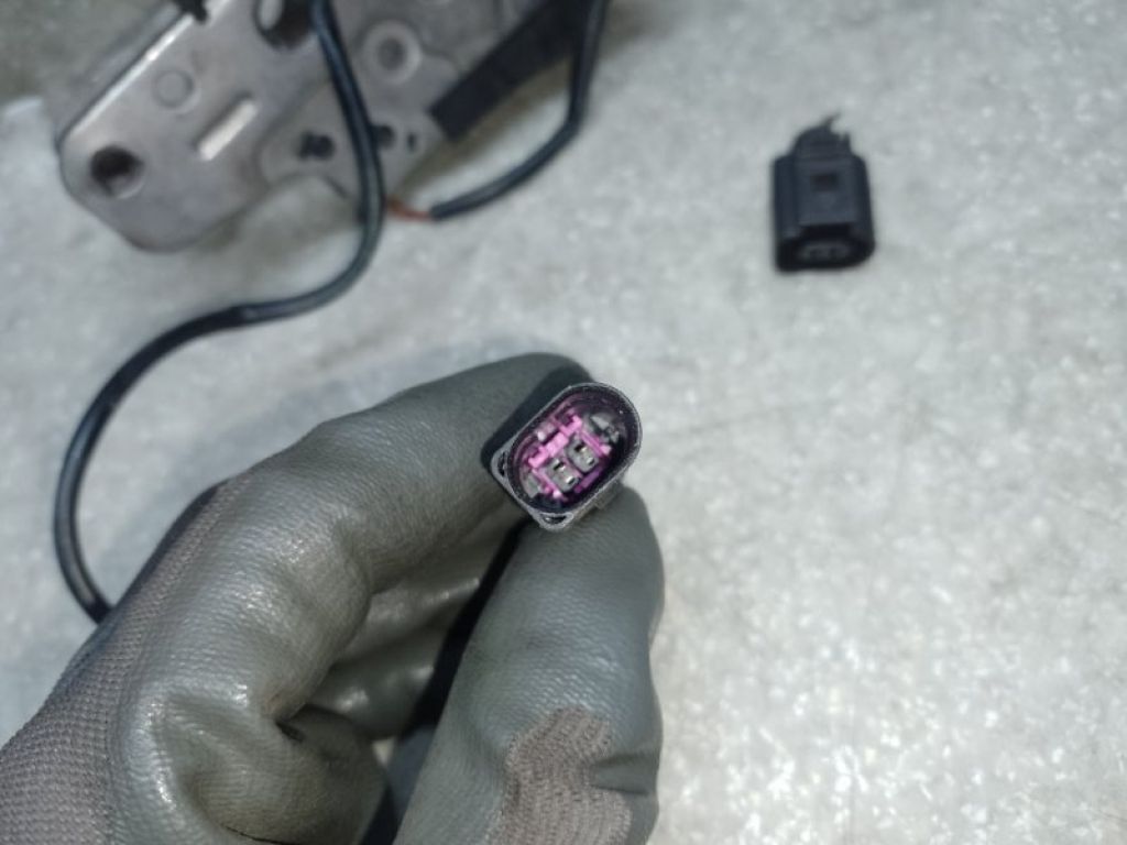 3C1823509H | Замок капота VOLKSWAGEN PASSAT CC 08-12 - Фото 4