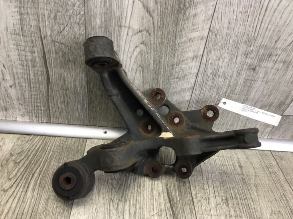 42305-06130 | Цапфа задн. лев. TOYOTA CAMRY 55 14-17 - Фото 2