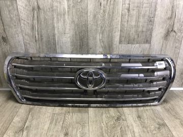 Решітка радіатора TOYOTA LAND CRUISER 200 08-21