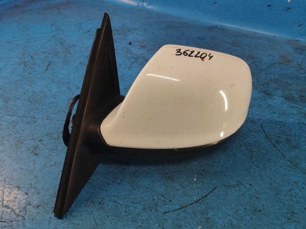 8R1857409E01C | Дзеркало лів. AUDI Q5 08-16