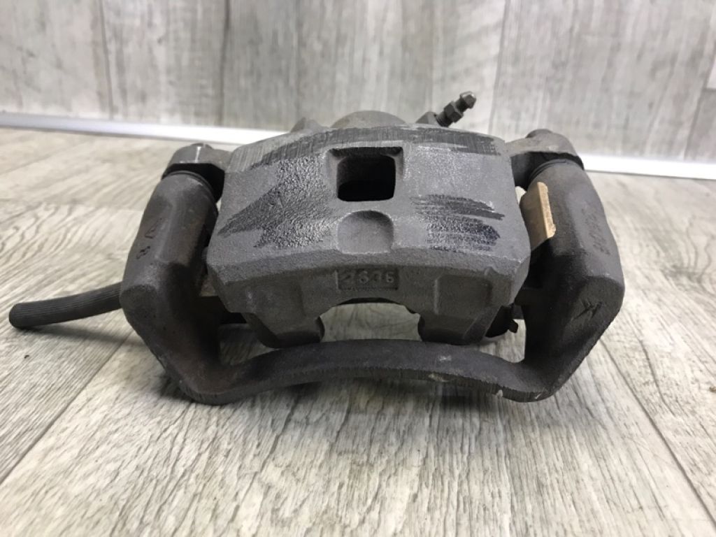 4605A017 | Супорт гальмівний задн. прав. MITSUBISHI GALANT 03-12 - Фото 2