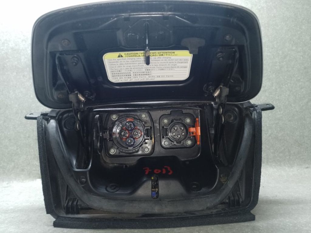 296B13NA1A | Зарядное гнездо (розетка) NISSAN LEAF 10-17 - Фото 3