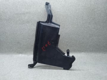 Дефлектор радіатора лів. NISSAN LEAF 10-17