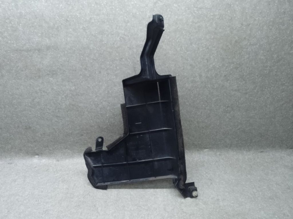 628233NA0A | Дефлектор радіатора лів. NISSAN LEAF 10-17 - Фото 2