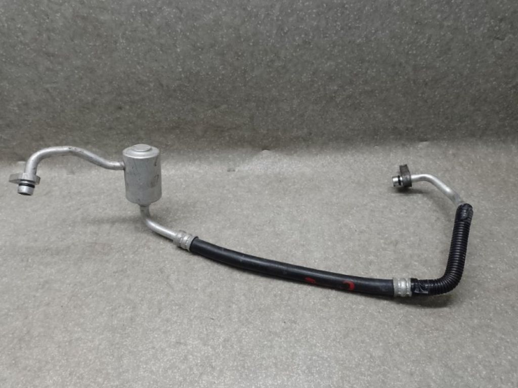 924903NA0A | Трубка кондиціонеру NISSAN LEAF 10-17 - Фото 2