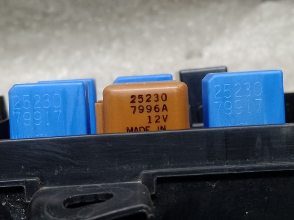 2438840F00 | реле NISSAN LEAF 10-17 - Фото 5